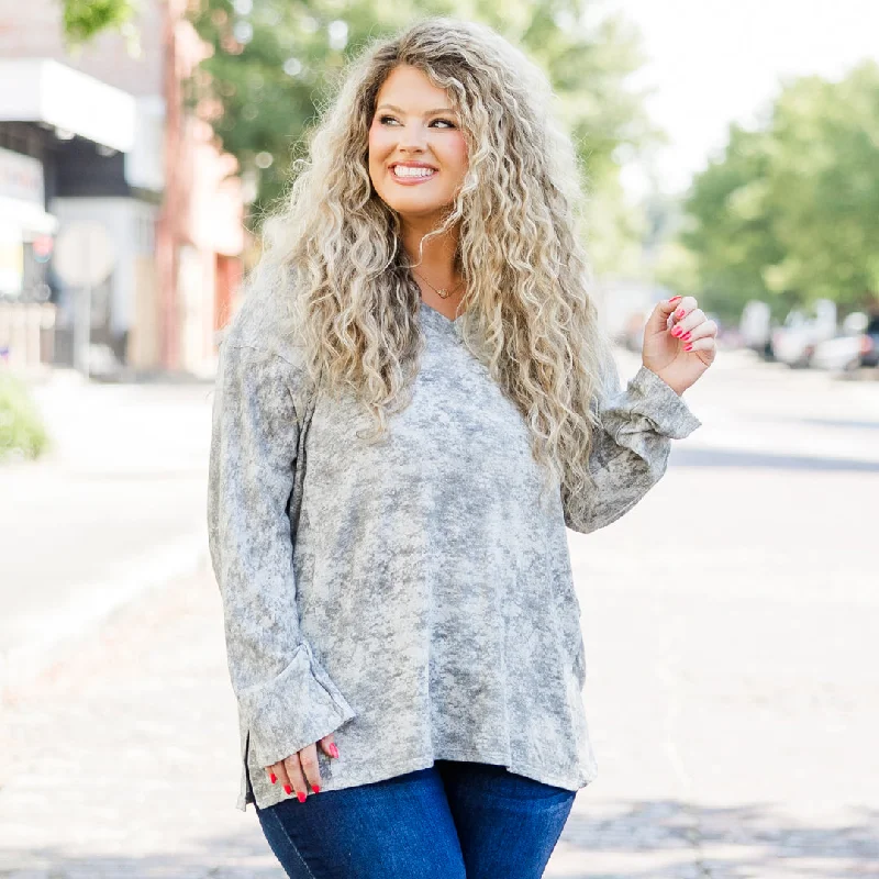 Now Available Cue The Cozy Top, Gray