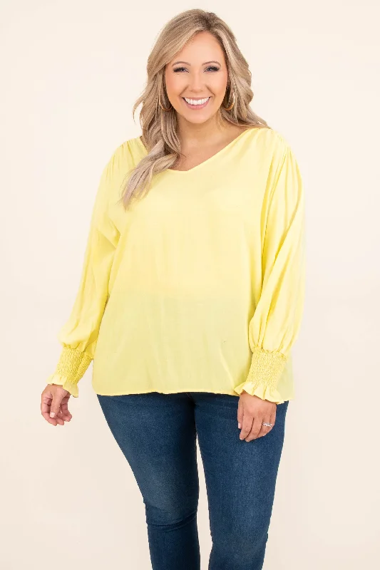 Bargain Alert Beautiful Sun Top, Yellow