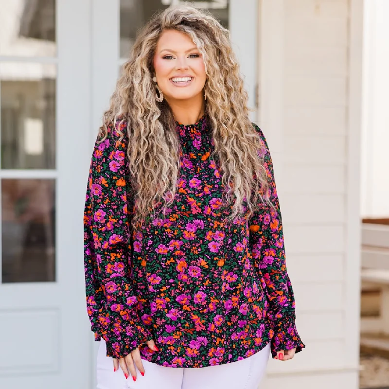 Weekend Specials to Grab In The Warm Spring Air Top, Purple Floral