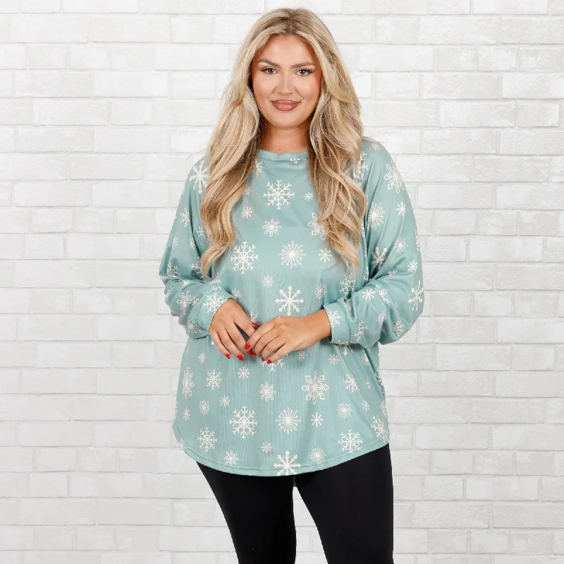 Weekend Deals That Dazzle Curved Hem Slouchy Dolman Tunic, Festive Mint Snowflake