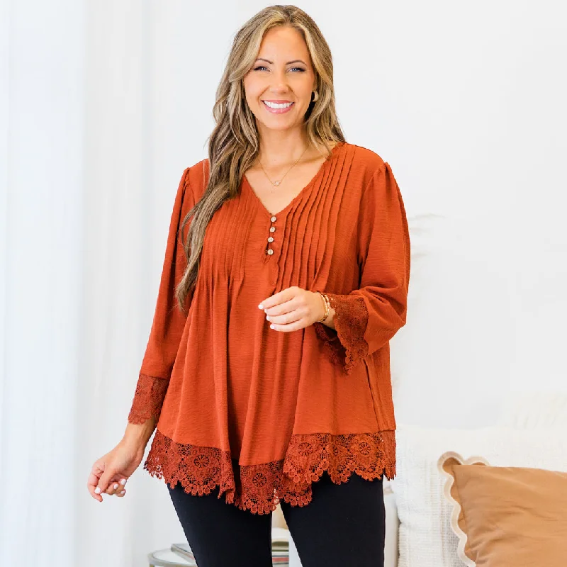 Deep Savings Desert Sunrise Top, Rust