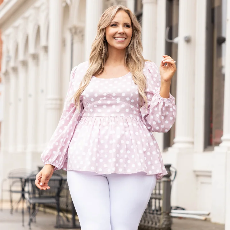Weekend Savings Galore Love Is Everywhere I Go Top, Soft Pink