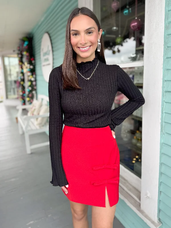 Weekend Deals That Spark The Leigh Mock Neck Long Sleeve Top-Black