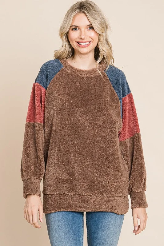 Weekend Specials to Celebrate Brown Colorblock Soft Fleece Pullover Sweater