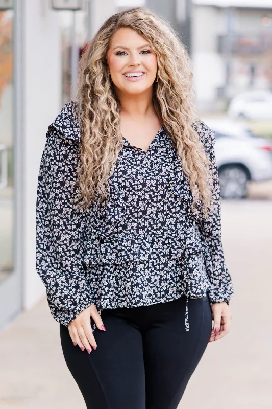 Weekend Specials to Snag Welcome To My Place Top, Black