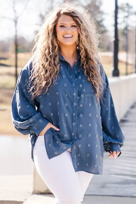 Weekend Deals to Make You Smile Pucker Me Up Top, Navy