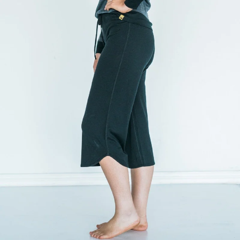 Weekend Deals to Make You Smile Athena Cropped Pant