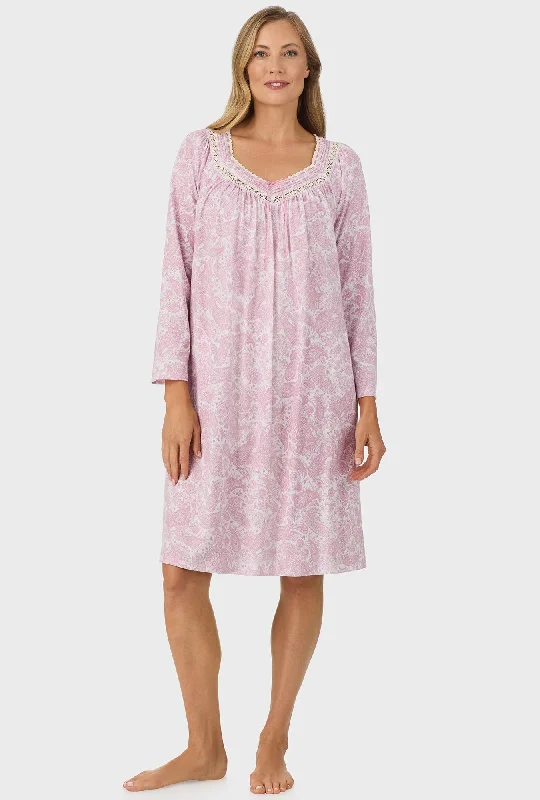 Weekend Specials to Enjoy Ballet Pink Paisley Long Sleeve Nightgown