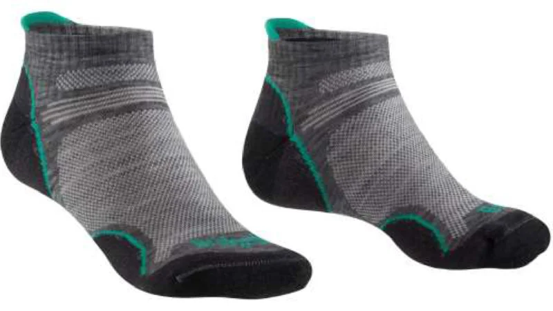 Don't Delay Bridgedale Women's Ultra Light T2 Merino Performance Hiking No-Show Socks {BR-710260} Don't Delay Bridgedale Women's Ultra Light T2 Merino Performance Hiking No-Show Socks {BR-710260}