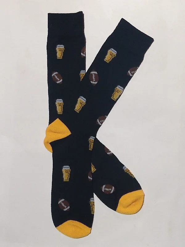 Weekend Bargains to Indulge In Football Beer Pint Crew Socks