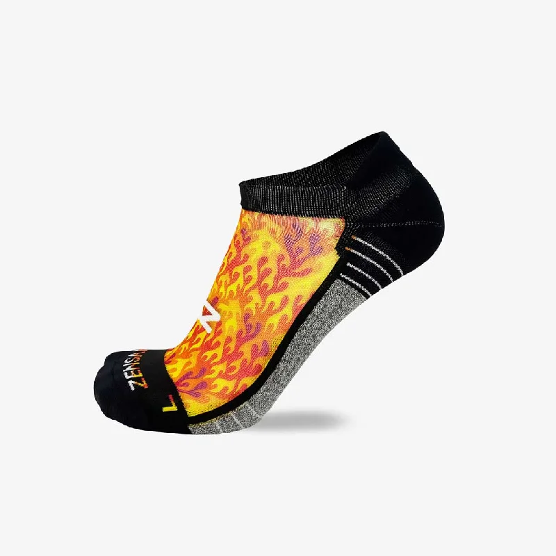 Weekend Savings Sensation Flames Running Socks (No Show)
