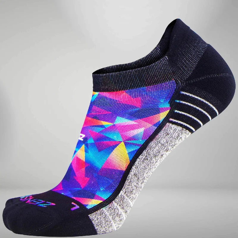 Weekend Offers That Thrill Retro Triangles Socks (No Show)