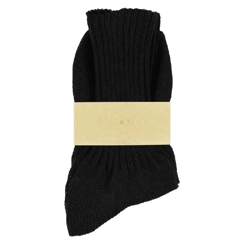 Weekend Extravaganza: Shop Now Women Crew Socks - Black