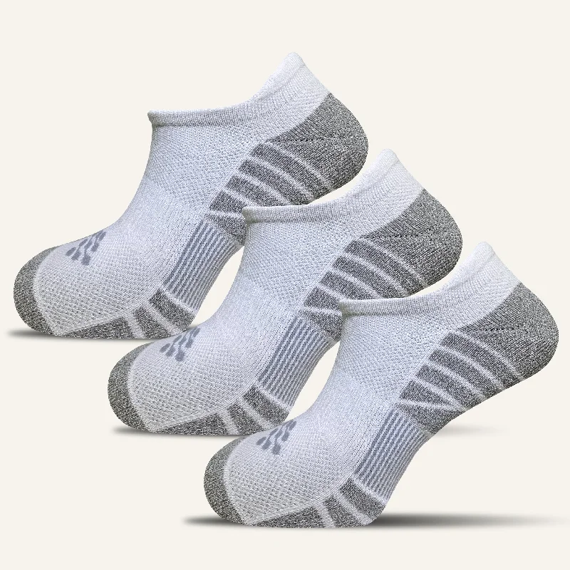 Weekend Savings Fiesta Women’s Performance No Show Socks with Tab – 3 Pair